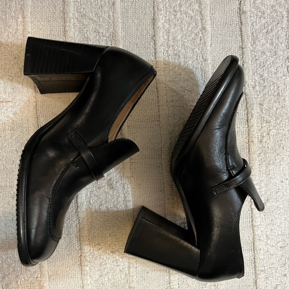 Vintage Black Leather Women's Heeled Loafers 90s Y2K - Picture 7 of 7